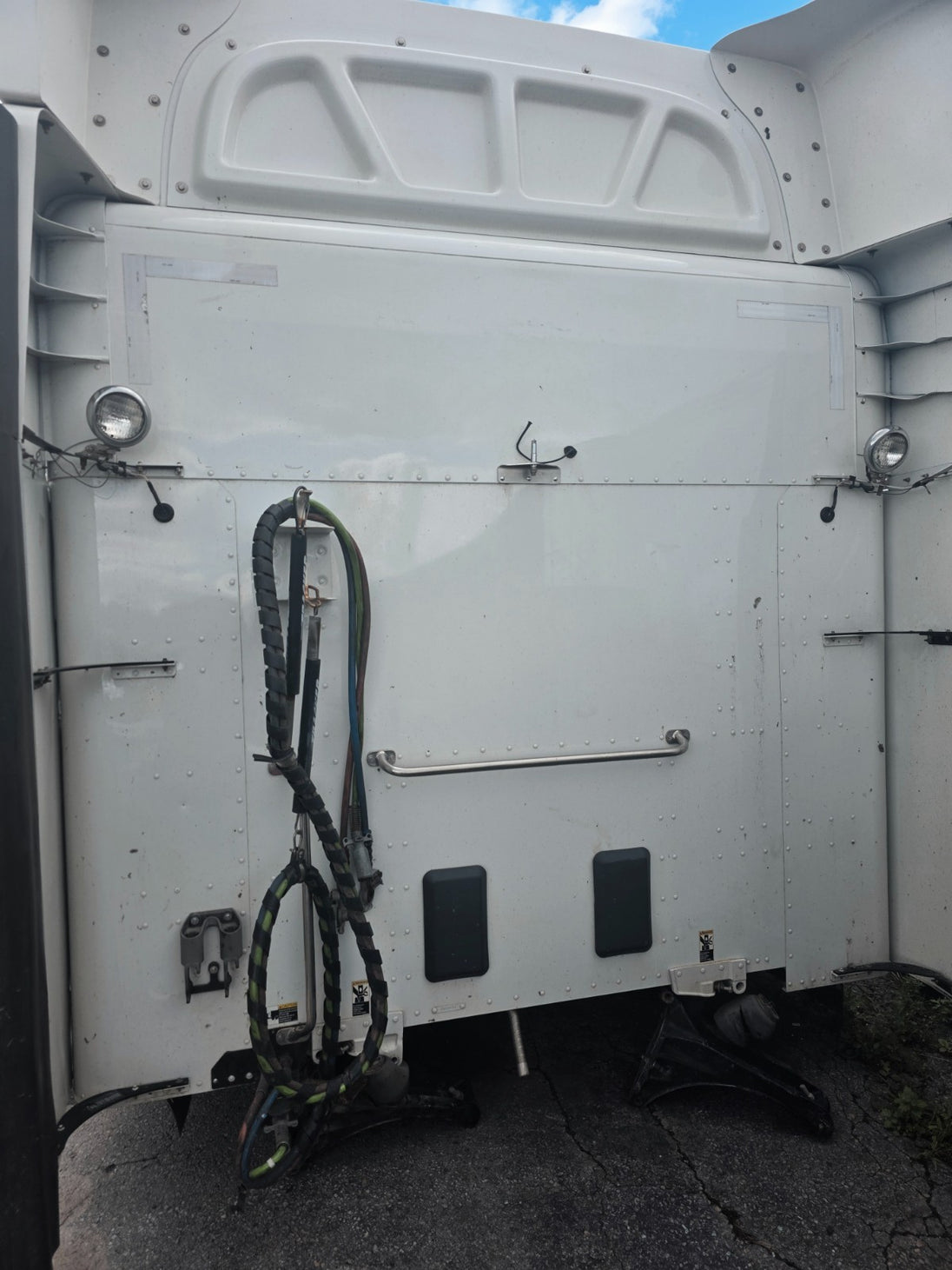 2019 Peterbilt 579 Cab Assembly Complete Good Condition