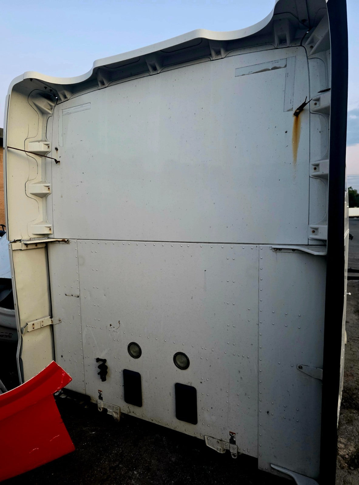 2013-2020 KENWORTH T680 PACCAR TRUCK CAB COMPLETE OEM