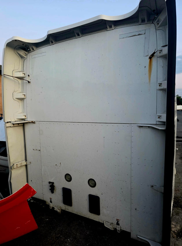 2013-2020 KENWORTH T680 PACCAR TRUCK CAB COMPLETE OEM